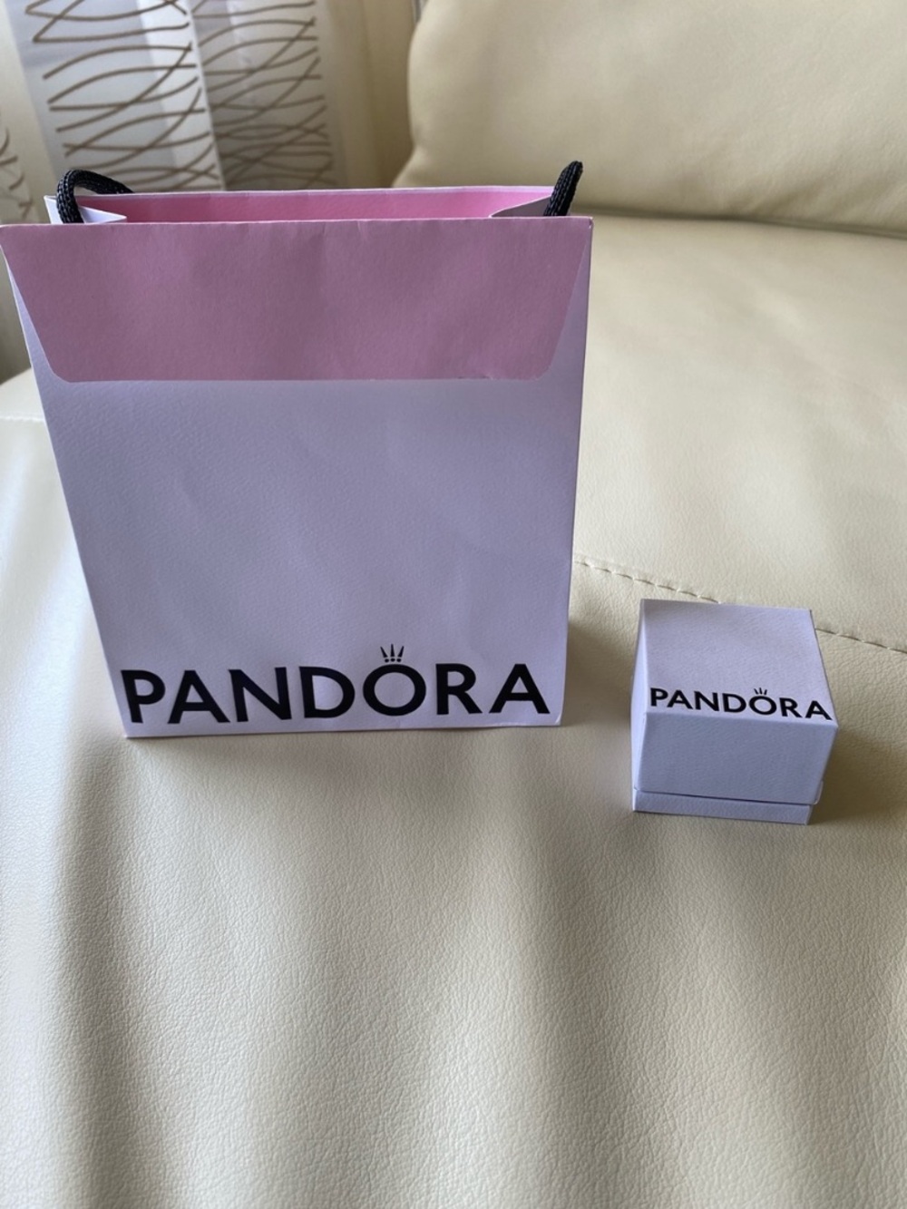 Pandora Pink and White Gift Bag with Jewelry Box
